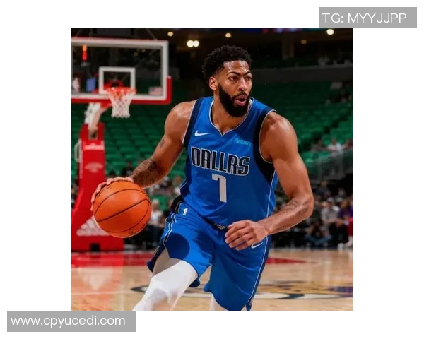 独行侠球员全力以赴备战新赛季克莱戴维斯训练照片曝光展现拼搏精神