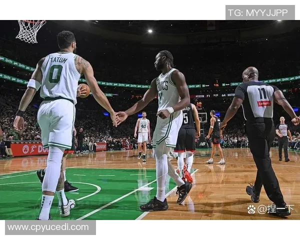 绿军新秀冈萨雷斯总正负值+111新秀第一 全NBA范围第44! 绿军新秀冈萨雷斯总正负值+111新秀第一 全NBA范围第44!